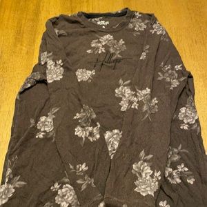 Hollister Floral Shirt. Women’s XS. Long sleeve.